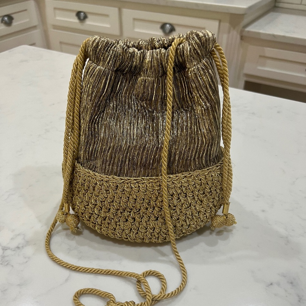 Metallic Gold Bucket Style Shoulder/Crossbody Bag